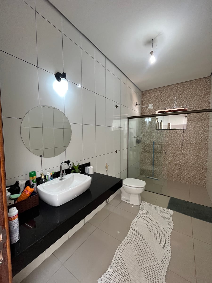 Casa em 2 pavimentos em região nobre de Araxa !!!  - 9
